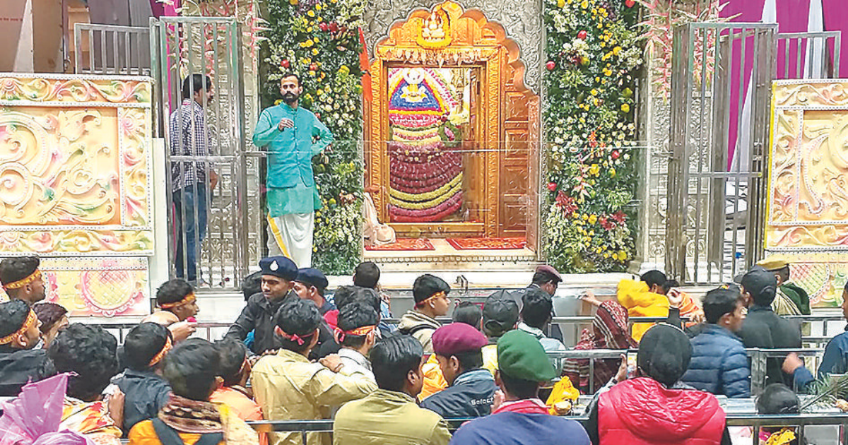 Nearly 13L devotees visit Lakkhi mela